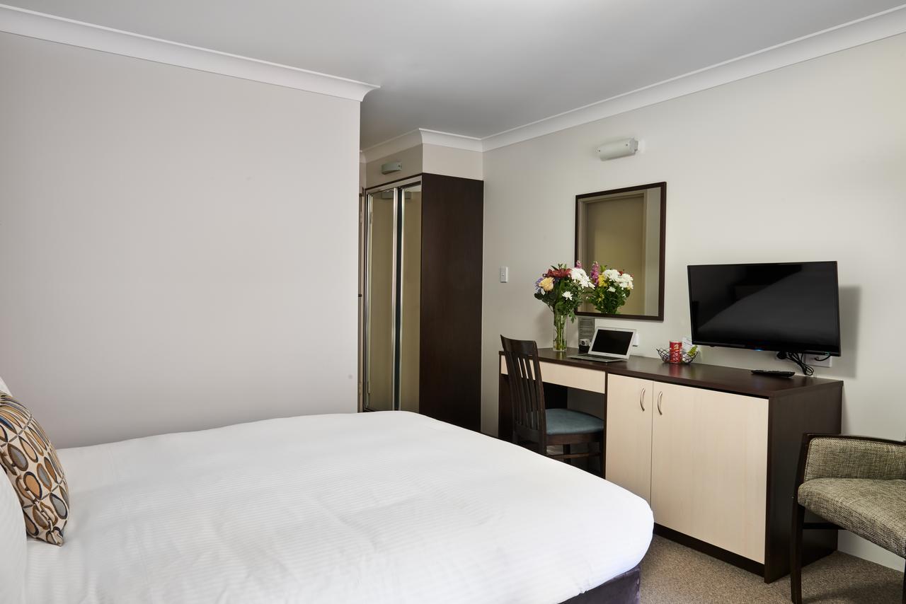 175 Hotel Westmead Сидней Экстерьер фото
