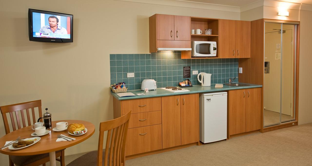175 Hotel Westmead Сидней Экстерьер фото